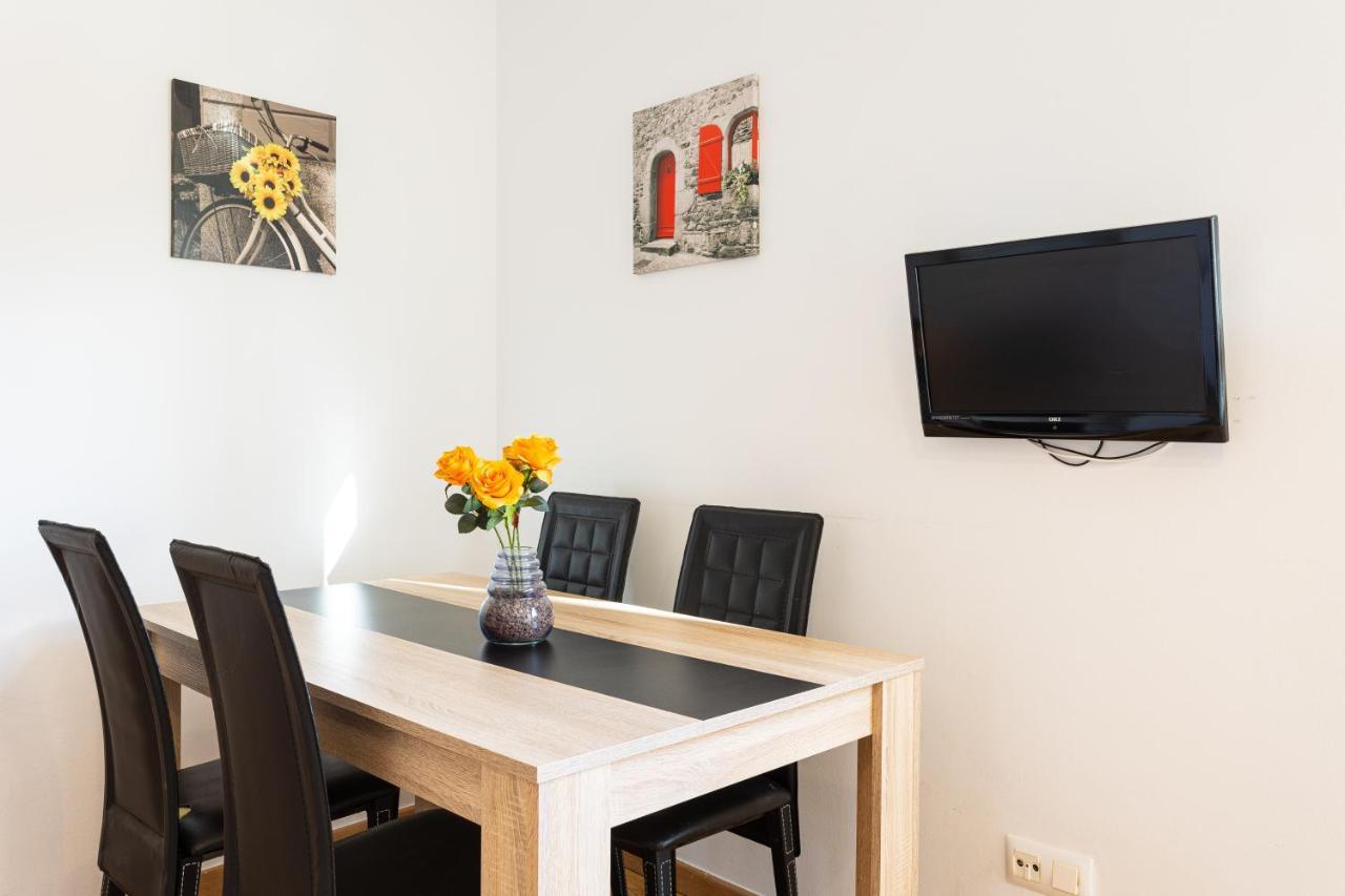 Holidays2Malaga Cruz Verde City Center With Aircon & Wifi المظهر الخارجي الصورة
