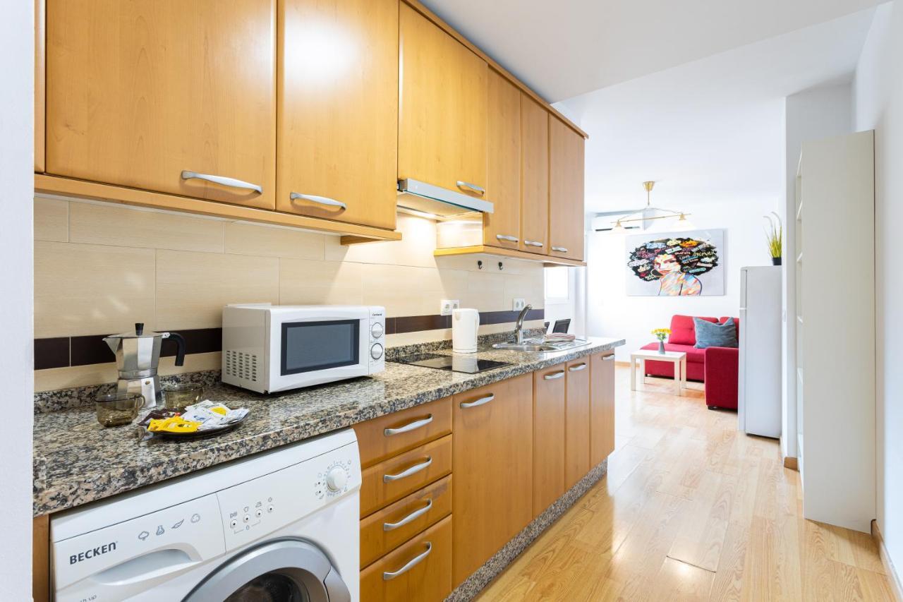 Holidays2Malaga Cruz Verde City Center With Aircon & Wifi المظهر الخارجي الصورة
